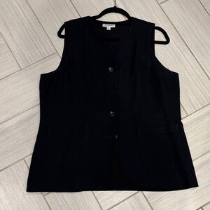 Evereve Black Button-Up Vest